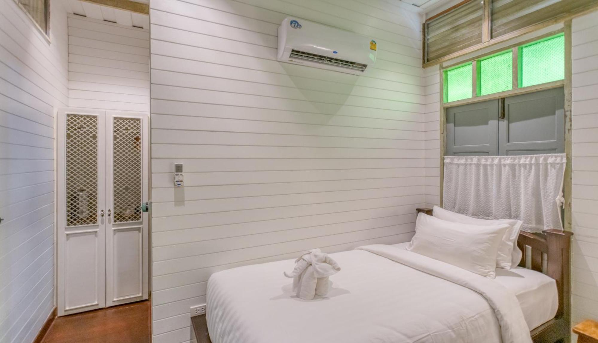 Bed and Breakfast Priya Boutique House Bangkok Habitación foto