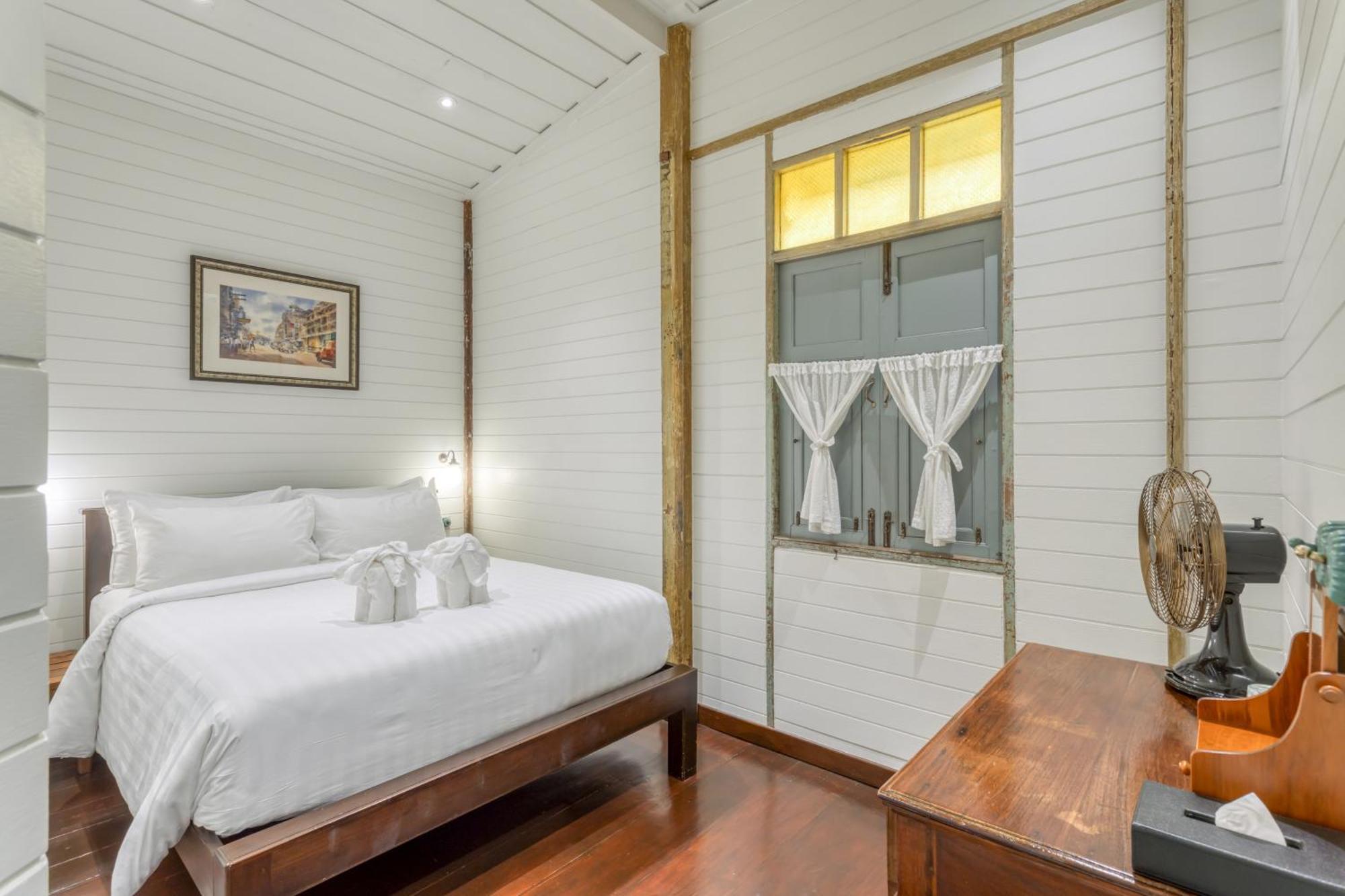 Bed and Breakfast Priya Boutique House Bangkok Exterior foto