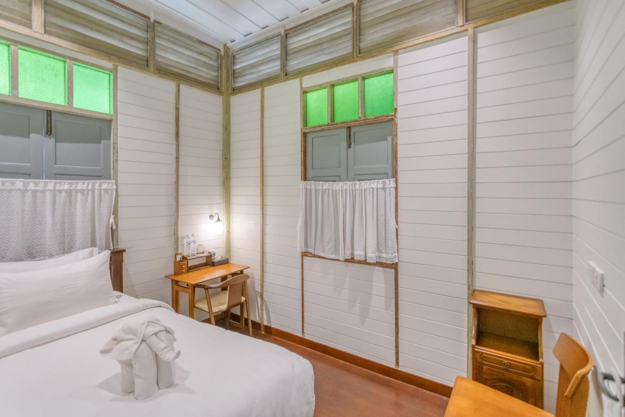 Bed and Breakfast Priya Boutique House Bangkok Exterior foto